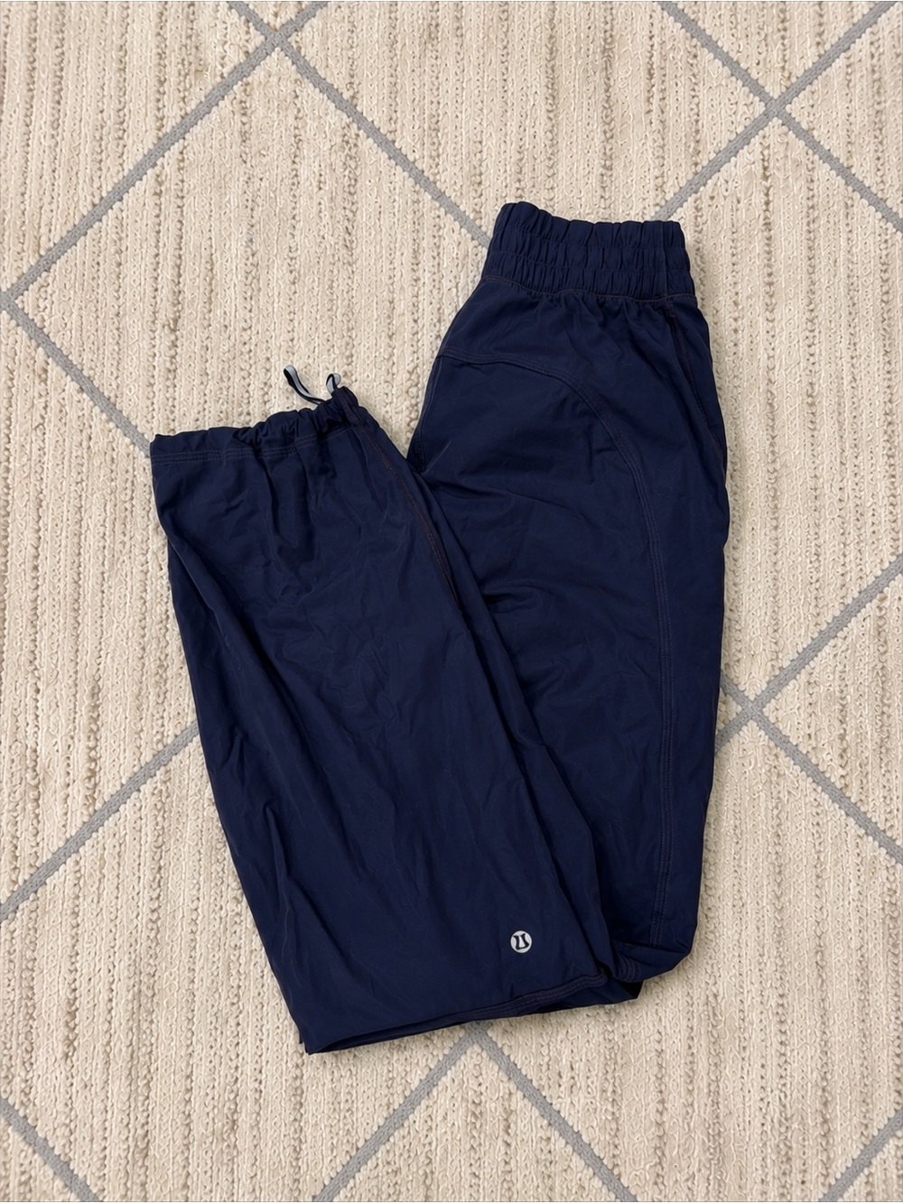 Lululemon Women’s Dance Studio Pants III 32” Inseam Lined True Navy Blue Size 2